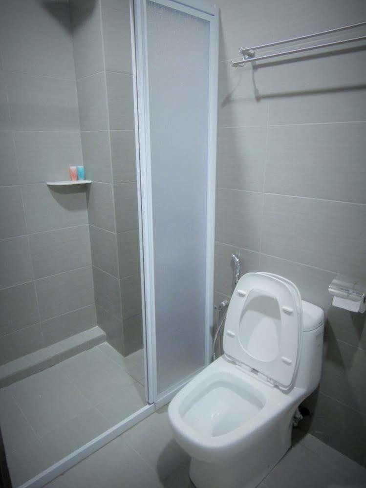 Galaxy Hotel Simpang Ampat  Exteriér fotografie