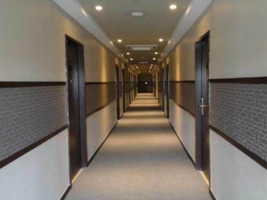 Galaxy Hotel Simpang Ampat  Exteriér fotografie